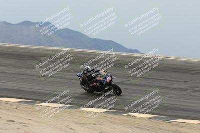 media/Nov-15-2025-Race Pace (Sat) [[8de605a2d8]]/Non Verified Riders (1st 20 Minutes)/Bowl (1015am)/